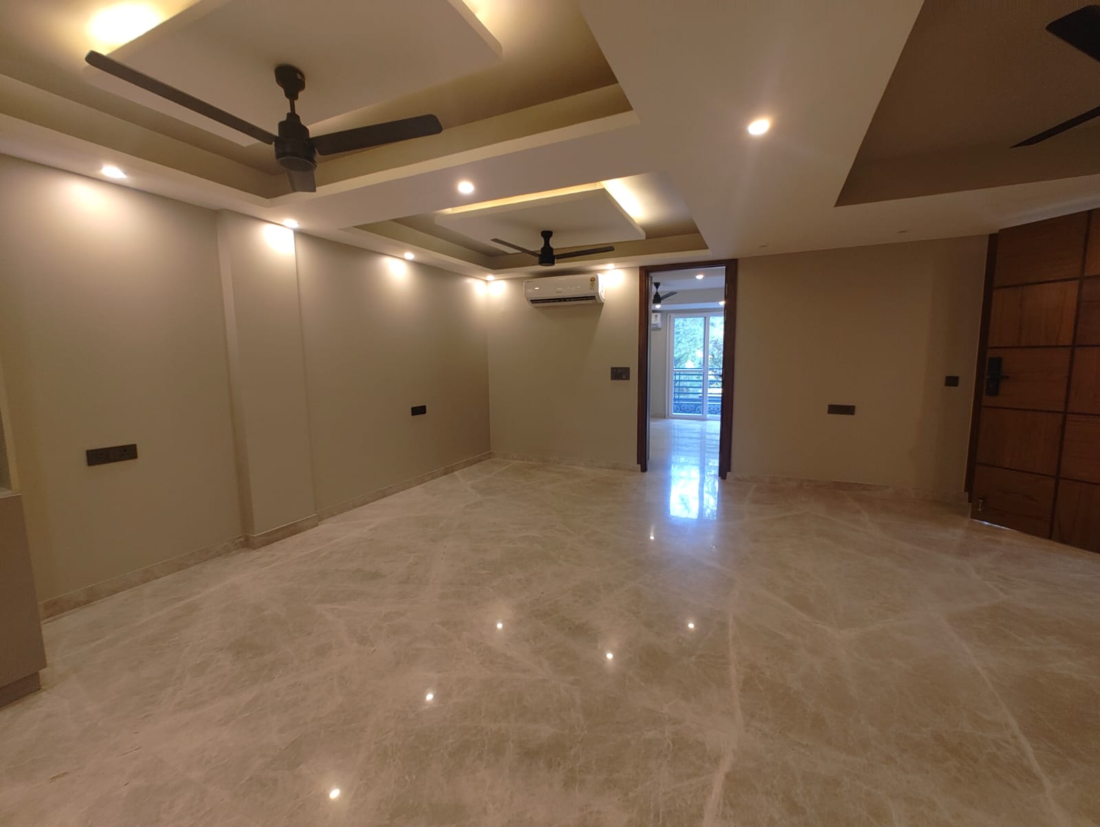 Dlf Phase 1, G- Block